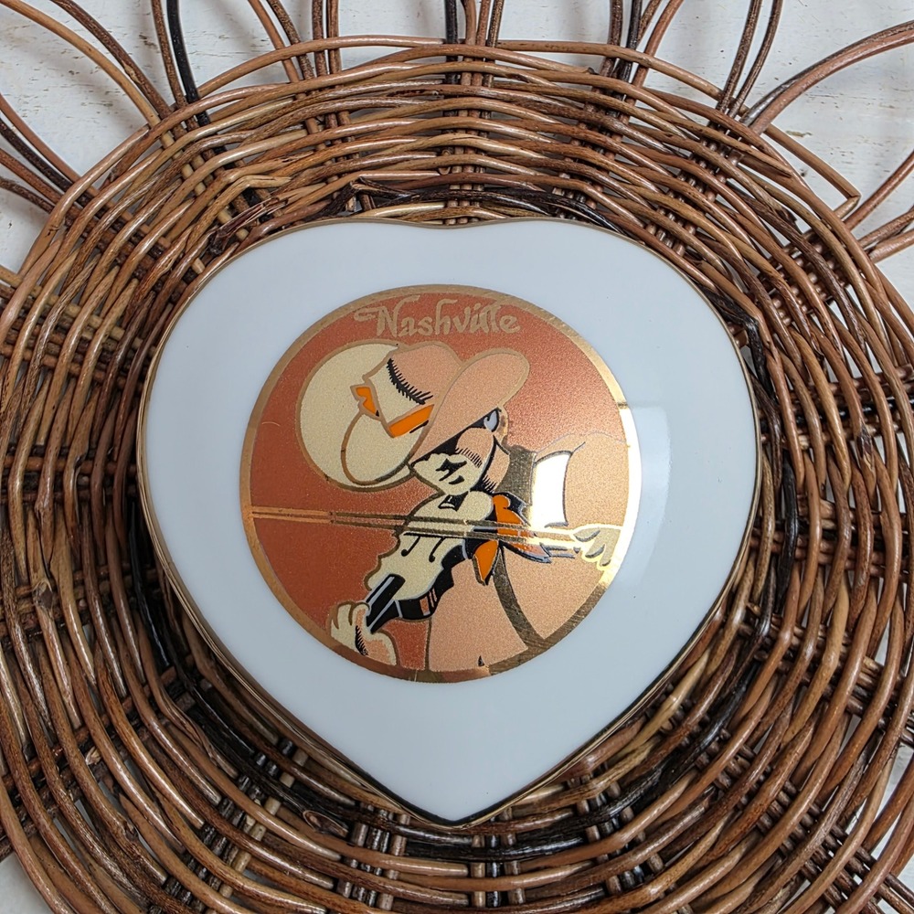 Vintage Nashville Heart Porcelain Trinket Box Cowboy Fiddle‎ Country Music Gold